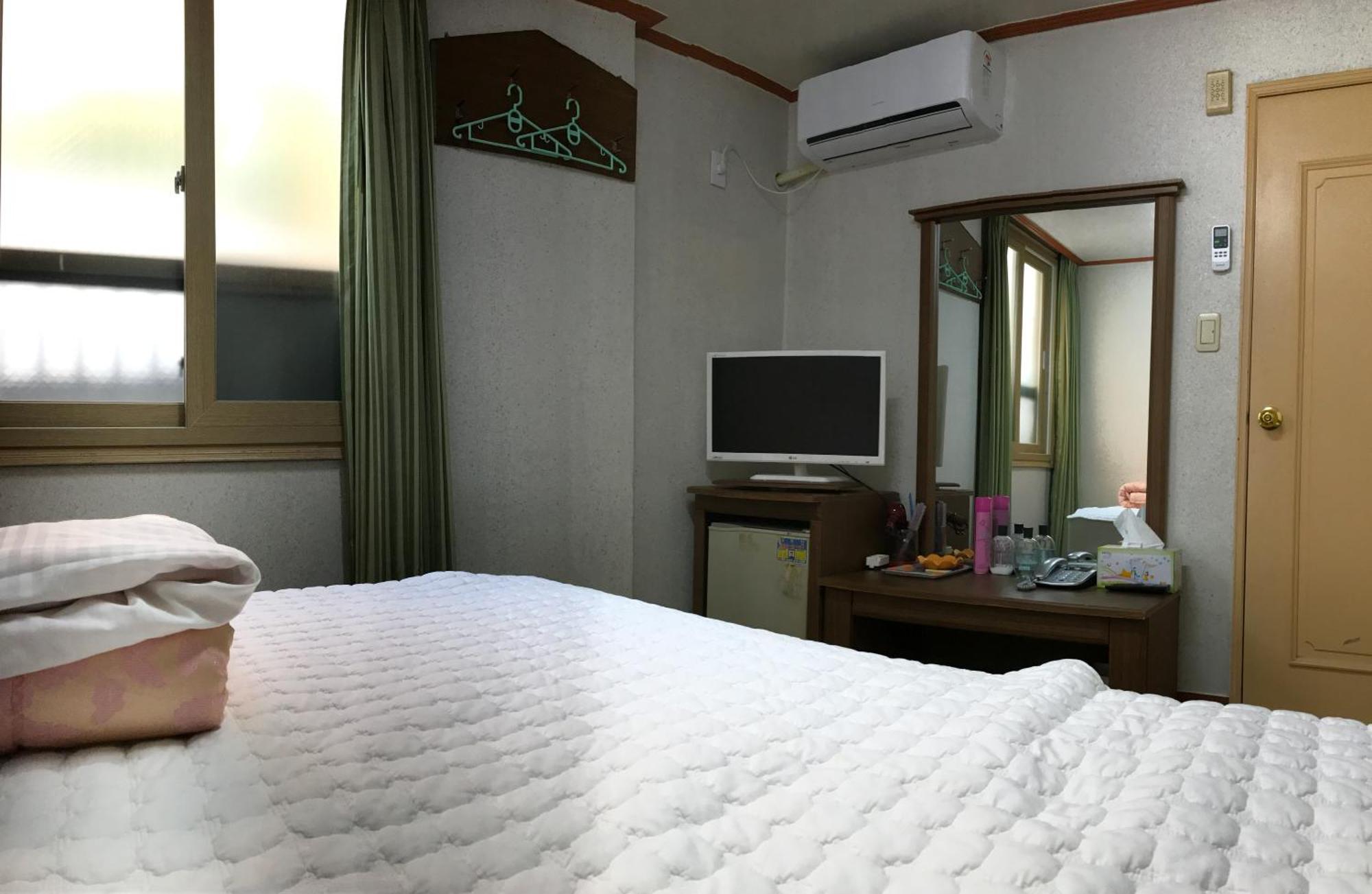 J Motel Пусан Экстерьер фото